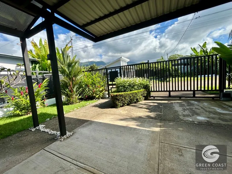 Uvita Modern Oasis: 3-Bed Home, Pool, Walk to Beach & Town – Perfect for Living or Airbnb! — view 102, Bahía Ballena, Osa, Costa Rica