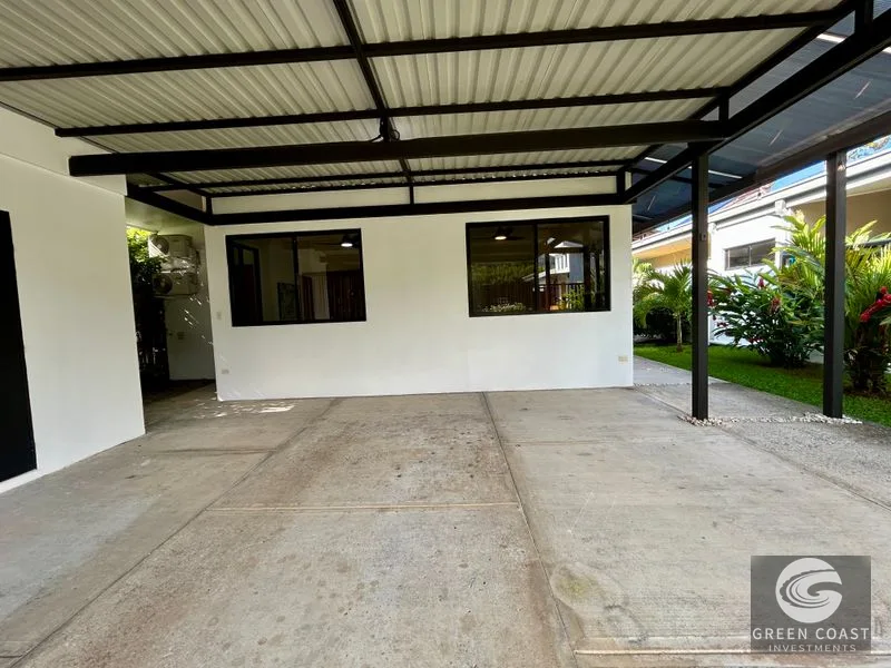 Uvita Modern Oasis: 3-Bed Home, Pool, Walk to Beach & Town – Perfect for Living or Airbnb! — view 103, Bahía Ballena, Osa, Costa Rica
