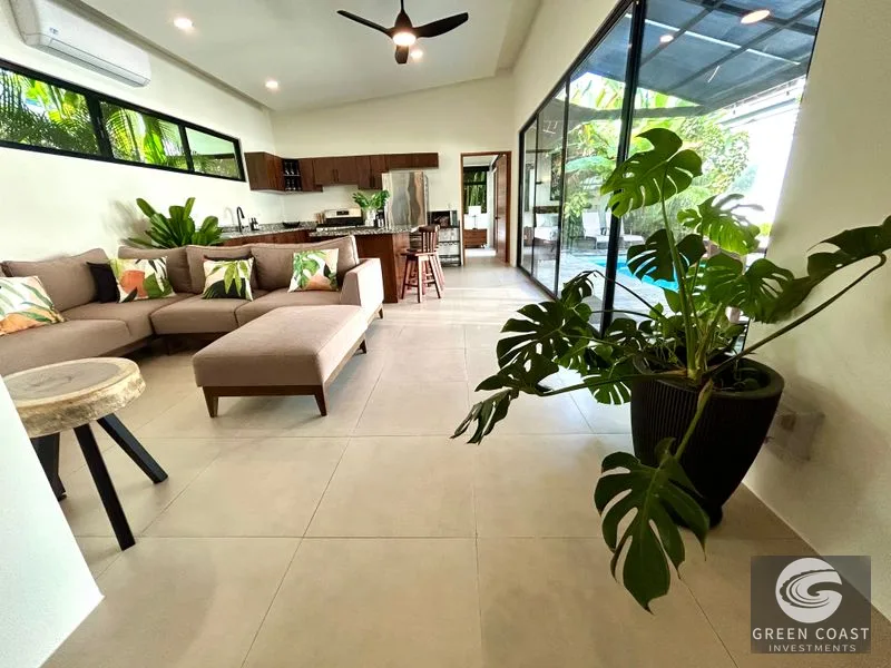 Uvita Modern Oasis: 3-Bed Home, Pool, Walk to Beach & Town – Perfect for Living or Airbnb! — view 71, Bahía Ballena, Osa, Costa Rica