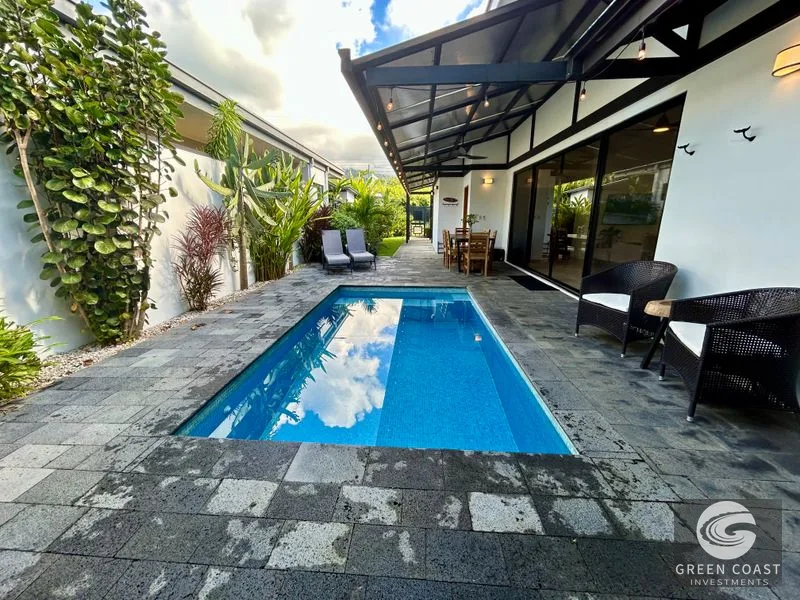 Uvita Modern Oasis: 3-Bed Home, Pool, Walk to Beach & Town – Perfect for Living or Airbnb! — view 89, Bahía Ballena, Osa, Costa Rica