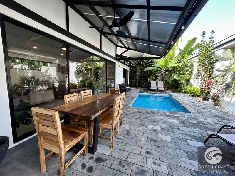 Uvita Modern Oasis: 3-Bed Home, Pool, Walk to Beach & Town – Perfect for Living or Airbnb! — view 96, Bahía Ballena, Osa, Costa Rica