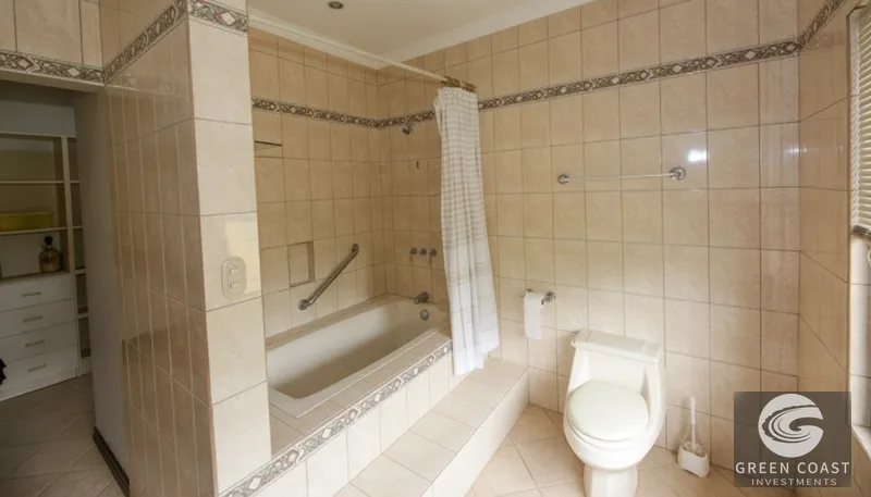 Ocean View Condo in Esterillos Este: Turnkey 4-Bed Retreat with Hot Tub & Gated Community Pool — view 14, Esterillos Este, Parrita, Costa Rica