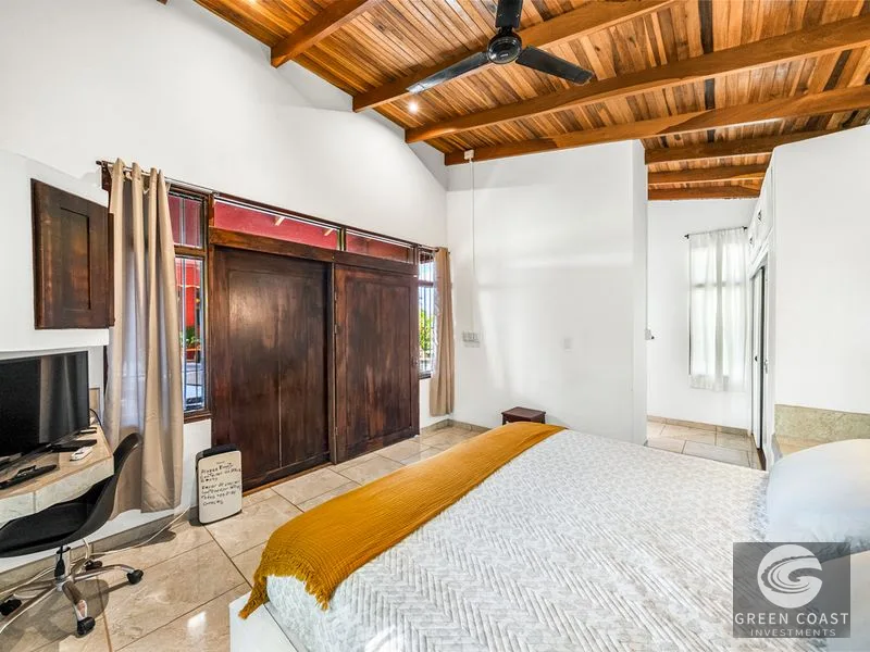 Titled Beachlover's Paradise! 3 Master Bed Compund w Pool, Loft, Extra Lot — view 8, Jacó, Costa Rica