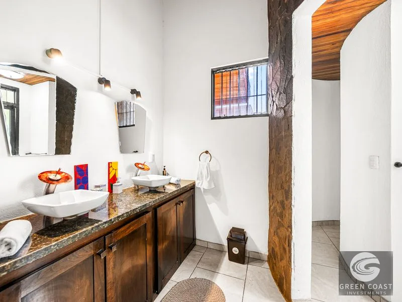 Titled Beachlover's Paradise! 3 Master Bed Compund w Pool, Loft, Extra Lot — view 9, Jacó, Costa Rica