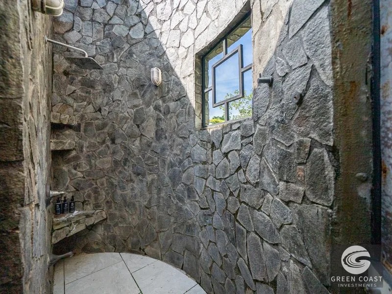 Titled Beachlover's Paradise! 3 Master Bed Compund w Pool, Loft, Extra Lot — view 10, Jacó, Costa Rica