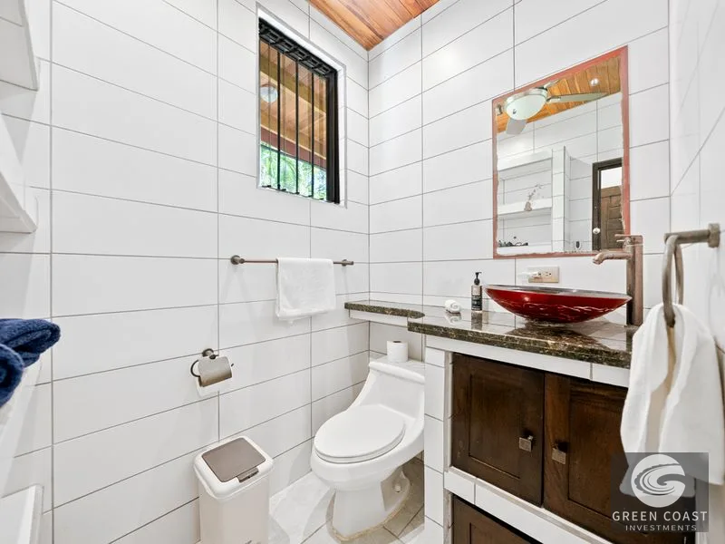 Titled Beachlover's Paradise! 3 Master Bed Compund w Pool, Loft, Extra Lot — view 22, Jacó, Costa Rica