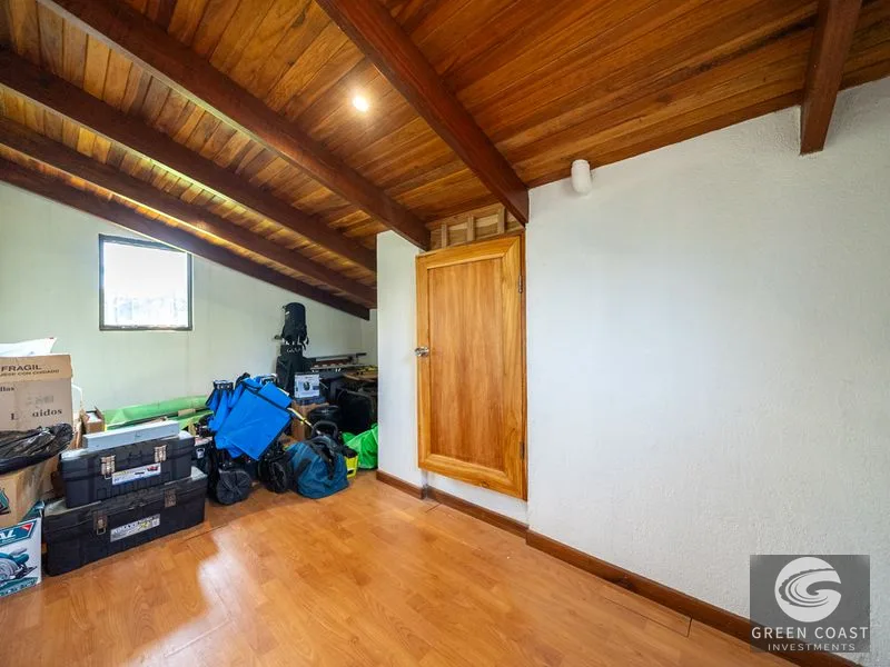 Titled Beachlover's Paradise! 3 Master Bed Compund w Pool, Loft, Extra Lot — view 24, Jacó, Costa Rica