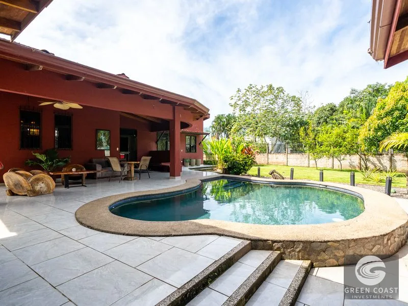 Titled Beachlover's Paradise! 3 Master Bed Compund w Pool, Loft, Extra Lot — view 29, Jacó, Costa Rica
