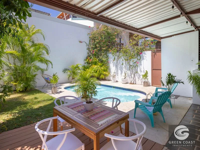 Titled Beachlover's Paradise! 3 Master Bed Compund w Pool, Loft, Extra Lot — view 46, Jacó, Costa Rica