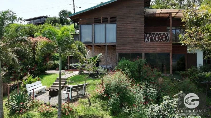 Rustic-Modern Mountain Retreat with Pool & Panoramic Views Near La Fortuna — view 1, La Tigra, San Carlos, Costa Rica