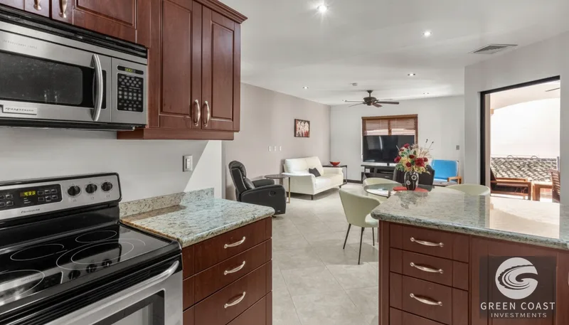 Oceanfront Luxury Condo in Jaco: 3 Beds, Beachfront, Pool & Sunset Views — view 9, Jaco, Costa Rica