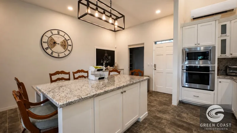 Modern Home & Income Apartment Near La Fortuna - Insulated Comfort & Prime Location — view 13, La Fortuna, San Carlos, Costa Rica