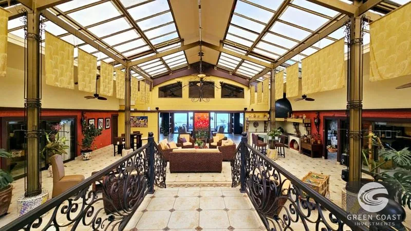 Luxury Hilltop Estate: Ocean & Mountain Views, Income Suites, San Ramón — view 2, Call Morales, San Ramón, Costa Rica