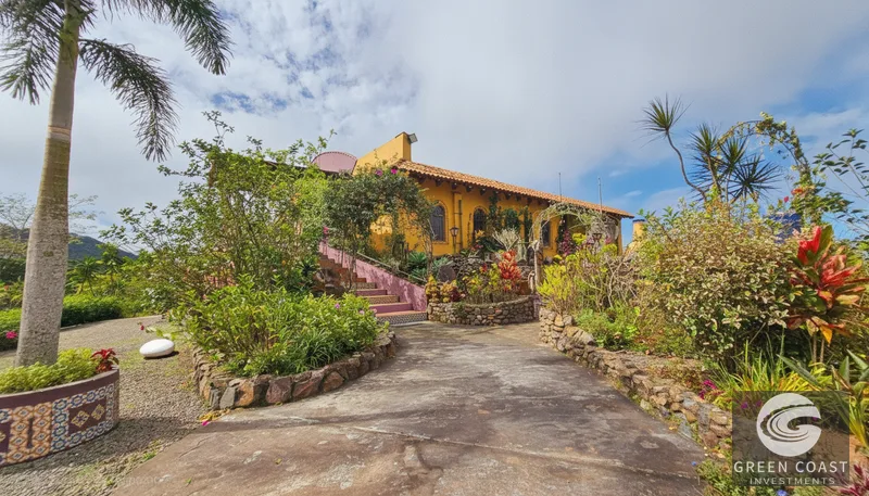 Luxury Hilltop Estate: Ocean & Mountain Views, Income Suites, San Ramón — view 3, Call Morales, San Ramón, Costa Rica