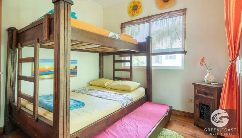 Beachfront Bungalow in Playa Hermosa: Gated, Furnished, & Income-Ready with Pool & Office — view 10, Jacó, Costa Rica