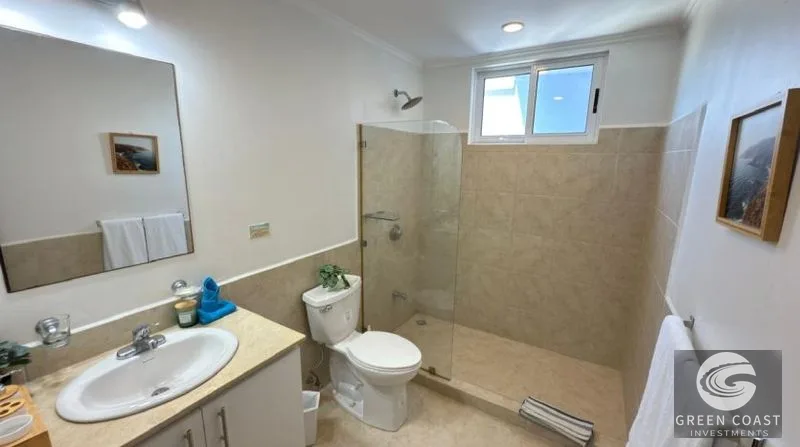 Luxury Oceanfront Condo: Panoramic Jacó Views, Beachfront Living & Investment Potential — view 9, Garabito, Costa Rica