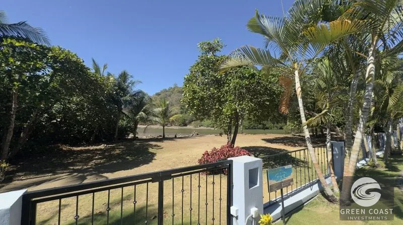 Prime Oceanfront Condo in Jacó Beach — view 5, Jacó, Costa Rica