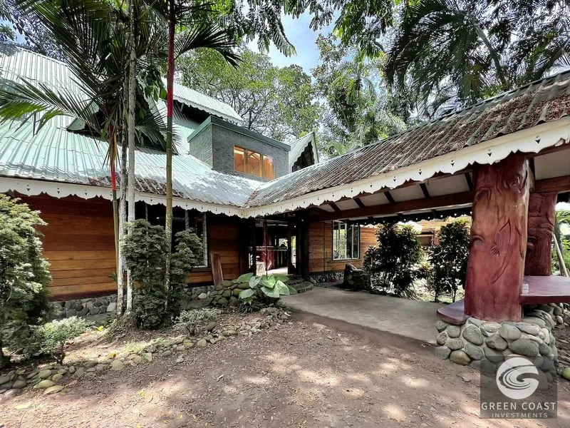 Luxury 3BR Rainforest Mansion with Ocean Views & Pool in Puerto Viejo — view 19, San José, Costa Rica