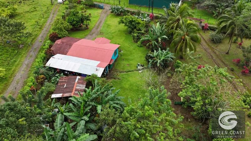 3-BR Sustainable Oasis on 0.48 Acres with Lush Fruit Orchards in San Ramon — view 5, San Ramón, Costa Rica