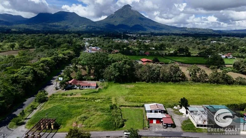 Prime 529m² Ready-to-Build Lot in Downtown La Fortuna – Ideal for Luxury Home or Commercial Project — view 4, La Fortuna, San Carlos, Costa Rica