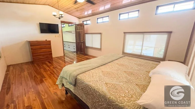 Spacious 4-BR Tropical Villa with Pool Near Manuel Antonio — view 5, Quepos, Quepos, Costa Rica