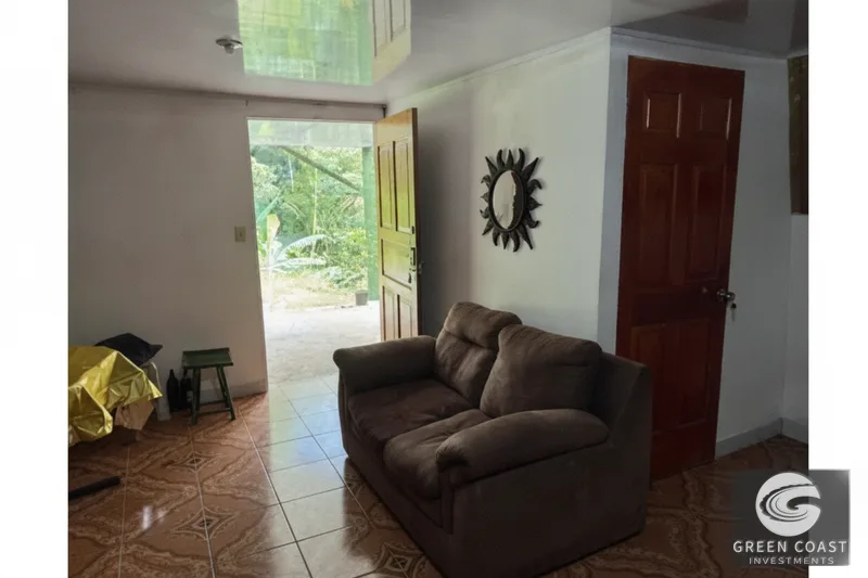 Manuel Antonio Jungle Escape: 1-Bed Villa with Mountain Views & Stream — photo 2