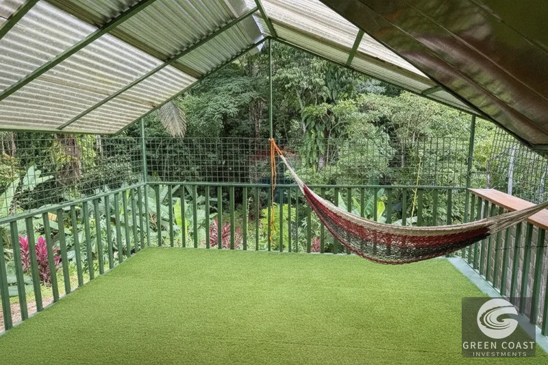 Manuel Antonio Jungle Escape: 1-Bed Villa with Mountain Views & Stream — photo 9