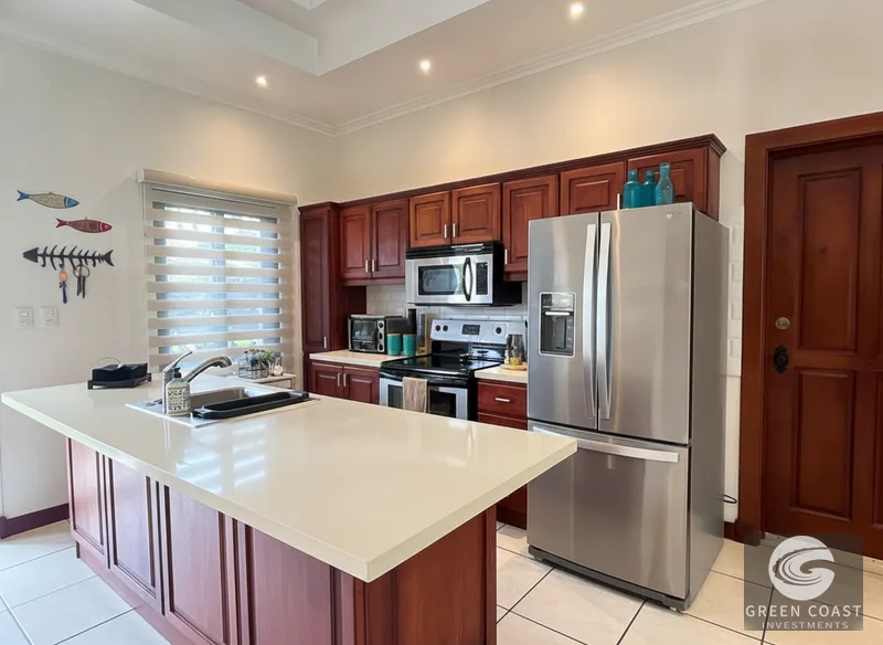 Modern 3BR Luxury Villa with Private Pool Near Playa Bejuco — view 11, Address Playa Esterillos, Address Playa Esterillos, Costa Rica