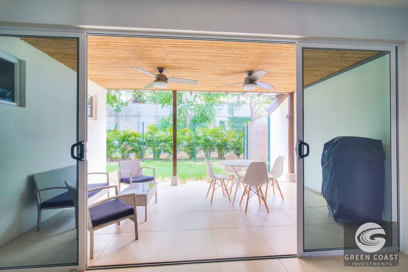 Modern 3-Bed Beachside Villa in Jaco | Resort Amenities & 24/7 Security — view 3, Jacó, Garabito, Costa Rica