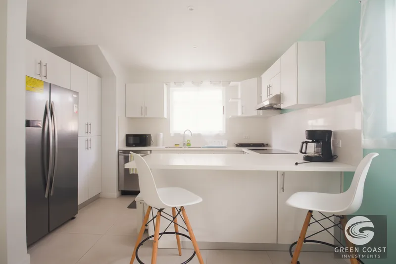 Modern 3-Bed Beachside Villa in Jaco | Resort Amenities & 24/7 Security — view 6, Jacó, Garabito, Costa Rica