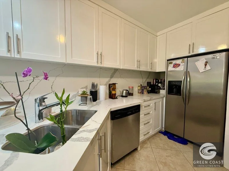 Luxury 3BR Beachfront Turnkey Condo at Tres Regalos Jaco — view 9, Jaco, Garabito, Costa Rica