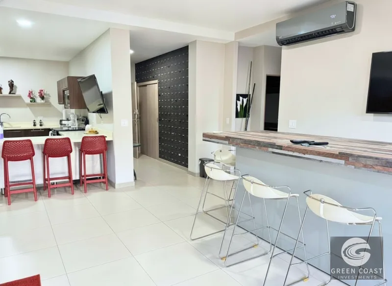 Luxury 2BR Jaco Bay Condo: Ocean Views, Pool & Gated Security — view 6, Jacó, Garabito, Costa Rica