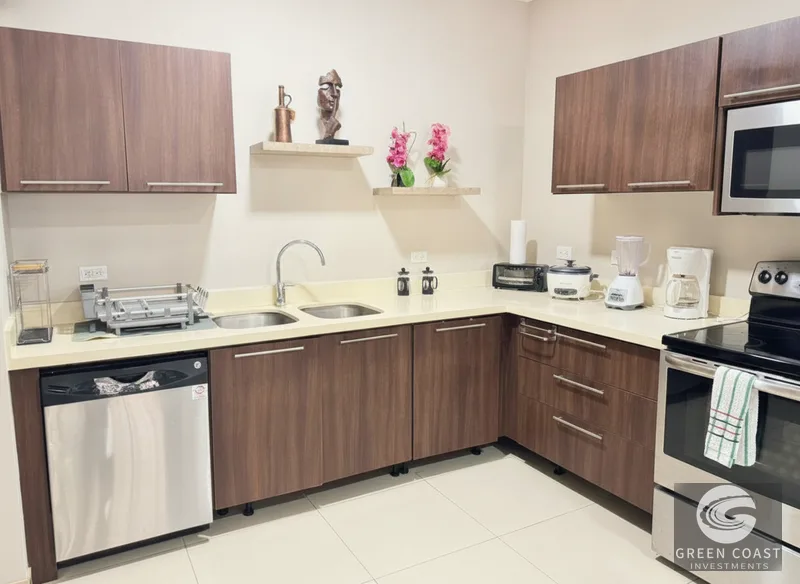 Luxury 2BR Jaco Bay Condo: Ocean Views, Pool & Gated Security — view 9, Jacó, Garabito, Costa Rica