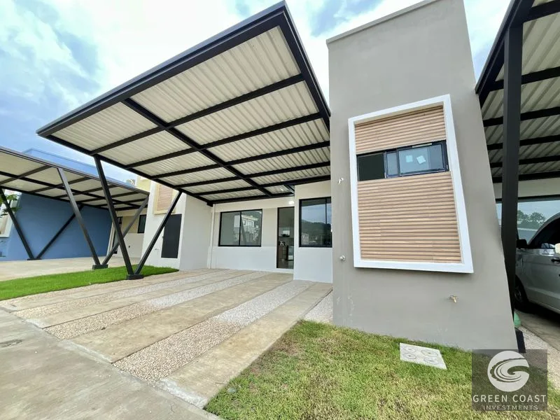 Modern 3BR Coastal Home in Gated Herradura Community with Pool — view 2, Playa Herradura, Garabito, Costa Rica