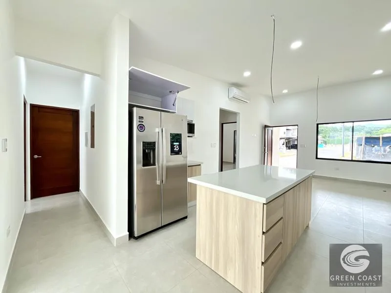 Modern 3BR Coastal Home in Gated Herradura Community with Pool — view 13, Playa Herradura, Garabito, Costa Rica