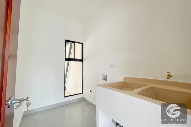 Modern 3-Bed Beachside Condo in Gated Herradura Community with Pool — view 8, Playa Herradura, Garabito, Costa Rica