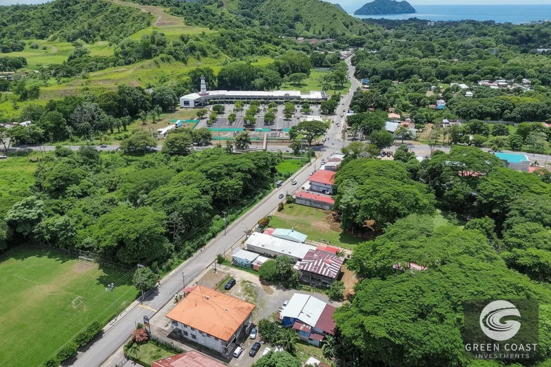 Herradura Commercial Hub: 6 Retail Spaces & 3 Apartments Near Los Sueños — view 3, Garabito, Costa Rica