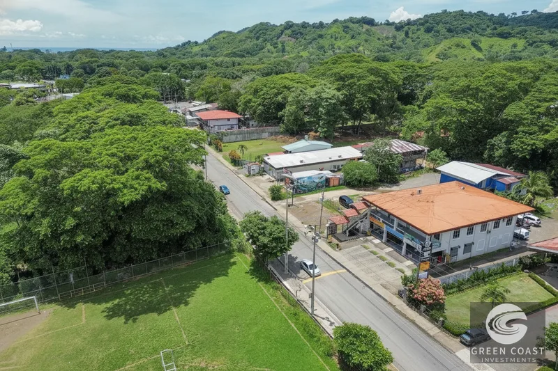 Herradura Commercial Hub: 6 Retail Spaces & 3 Apartments Near Los Sueños — view 4, Garabito, Costa Rica