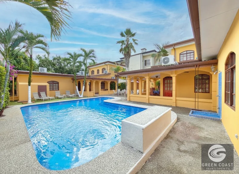 Herradura Commercial Hub: 6 Retail Spaces & 3 Apartments Near Los Sueños — view 9, Garabito, Costa Rica