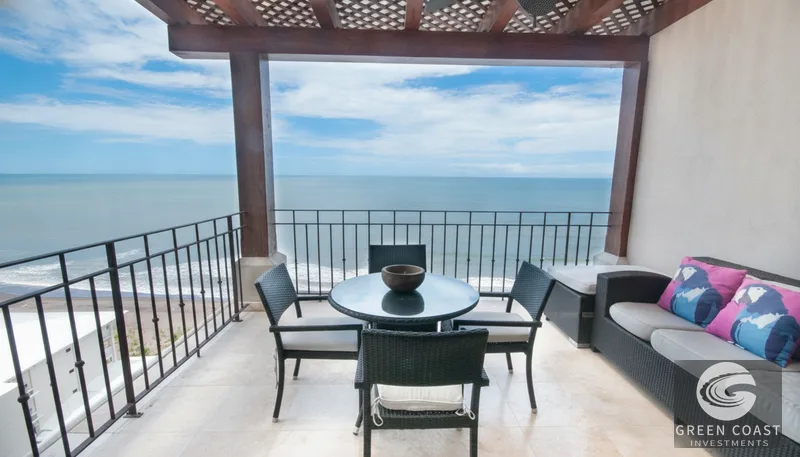 Luxury 16th-Floor Beachfront Penthouse with Private Jacuzzis & Panoramic Ocean Views in Jaco — view 11, Jacó, Costa Rica