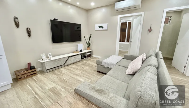 Jaco Beach Luxury Estate: 3-BR Home + 9 Income-Generating Apartments & Rooftop Yoga Deck — view 6, Jacó, Costa Rica