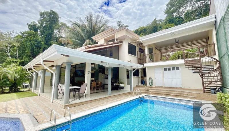 4BR Punta Leona Villa with Pool, Elevator & Double Garage near Playa Blanca — view 1, Jacó, Costa Rica