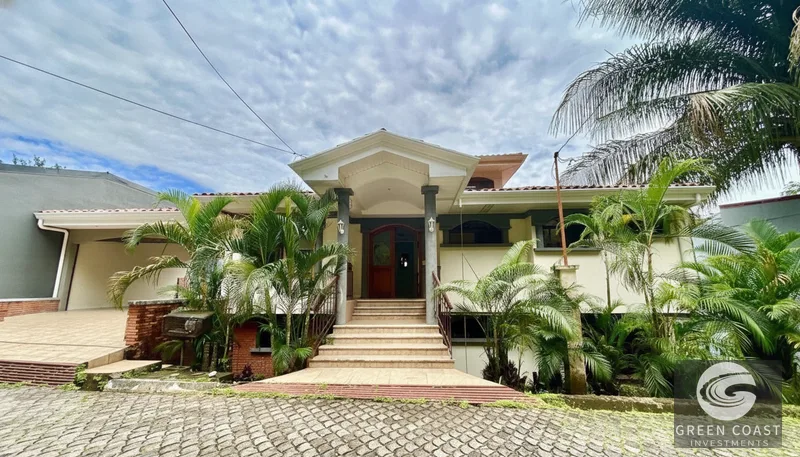 4BR Punta Leona Villa with Pool, Elevator & Double Garage near Playa Blanca — view 2, Jacó, Costa Rica