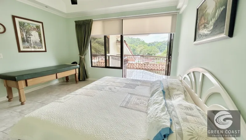 4BR Punta Leona Villa with Pool, Elevator & Double Garage near Playa Blanca — view 5, Jacó, Costa Rica