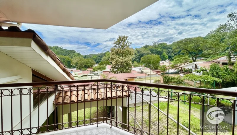 4BR Punta Leona Villa with Pool, Elevator & Double Garage near Playa Blanca — view 6, Jacó, Costa Rica