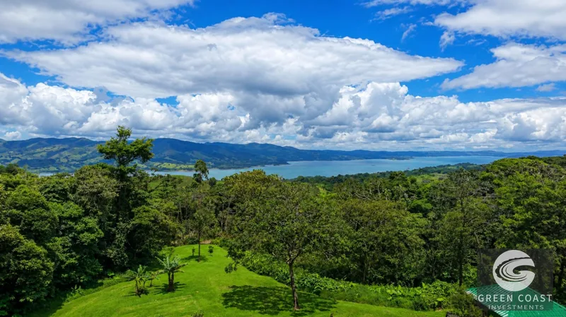 3-Bed Octagonal Lake Arenal Home on 4.5 Acres in Gated Community — view 4, Arenal, Tilarán, Costa Rica