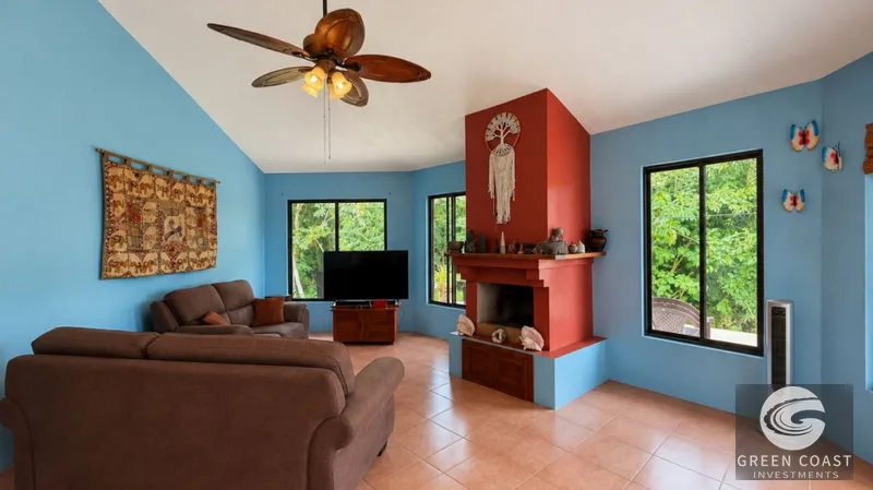 3-Bed Octagonal Lake Arenal Home on 4.5 Acres in Gated Community — view 11, Arenal, Tilarán, Costa Rica