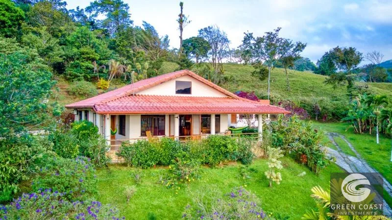 Arenal Lake & Volcano View Estate: 3 Luxury Homes on 1.5 Acres — view 2, Arenal, Tilarán, Costa Rica