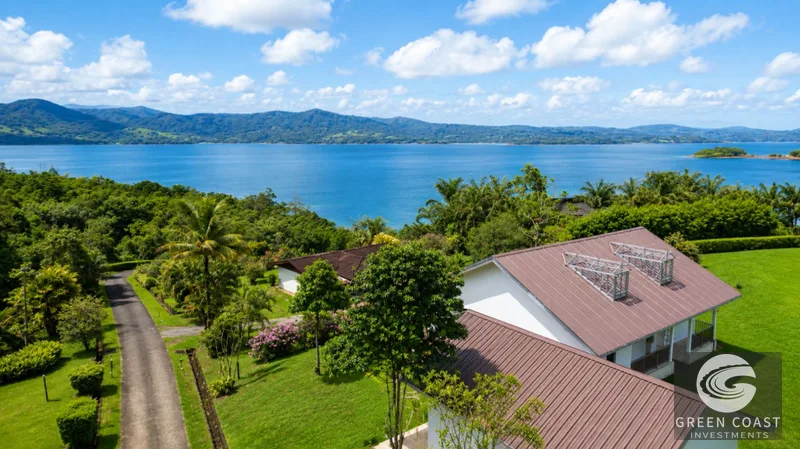 Modern Lake Arenal Home with Guest Suite & Panoramic Views in Gated Community — view 2, Arenal, Tilarán, Costa Rica