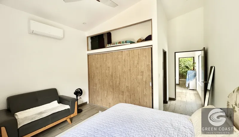 Modern 5-Bed Jungle Villa & Studios with Pool Near Jaco Beach — view 10, Jacó, Costa Rica